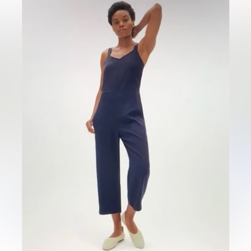 Everlane Japanese GoWeave Slip Sleeveless Pockets V Neck Navy Jumpsuit Size 4